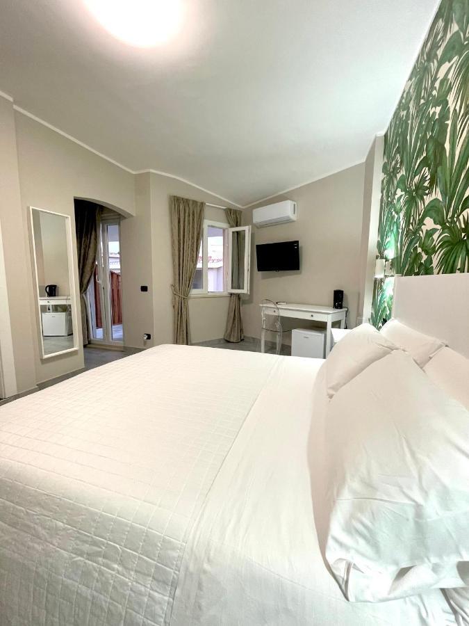 Aldiva Rooms Torvaianica Exterior foto