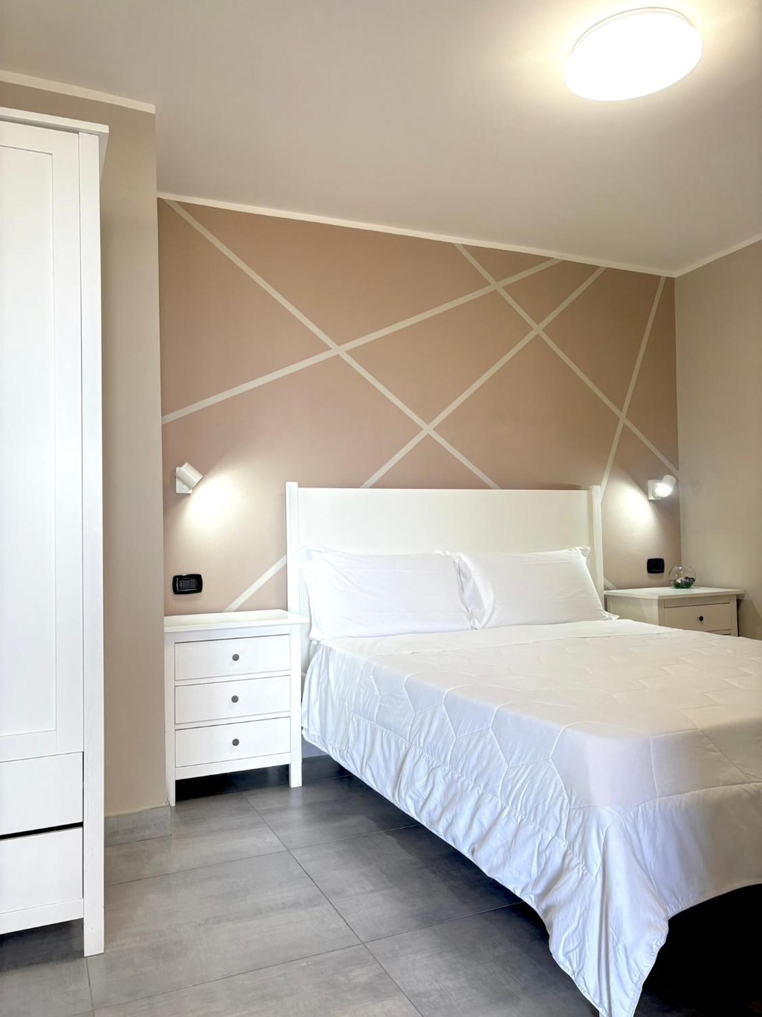 Aldiva Rooms Torvaianica Exterior foto